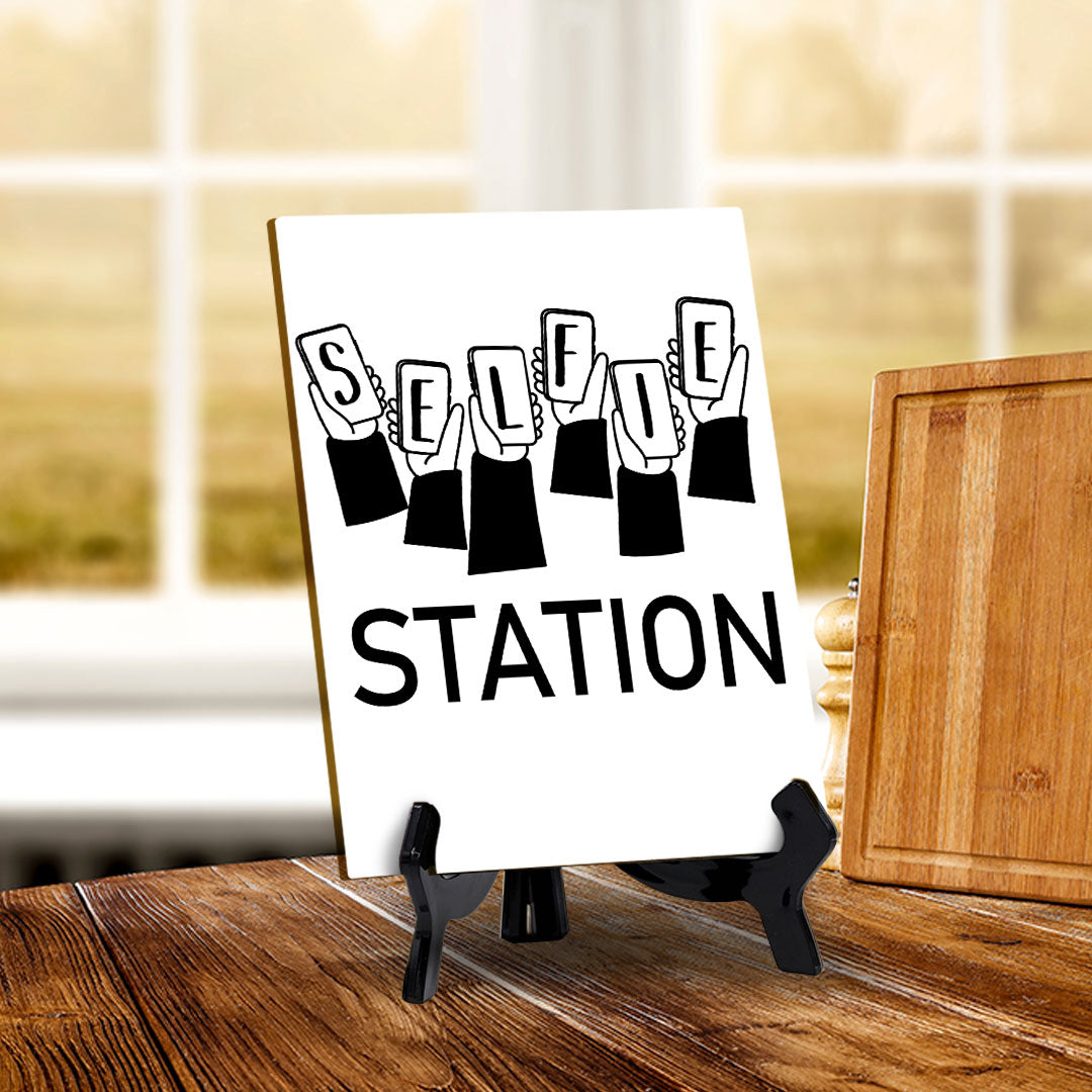 Signs ByLITA Selfie Station Hands, Table Sign with Acrylic Stand (6x8“)