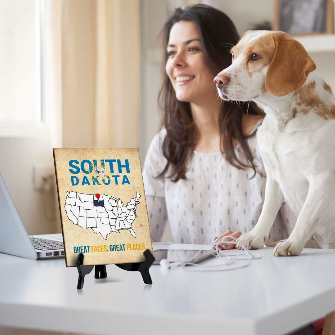 South Dakota: Great Faces, Great Places Table Sign with Acrylic Stand (6x8“) | State Pride Collection | Perfect Gift for Coworkers or Family